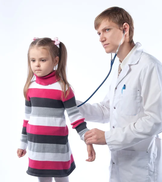 El doctor y la niña — Foto de Stock