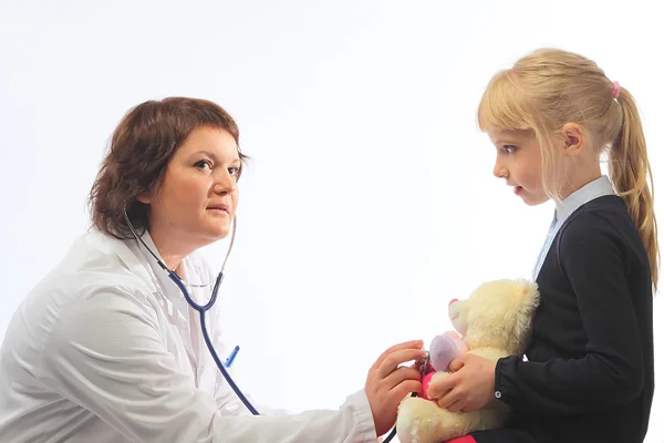 The woman the doctor with the little girl — Stock Photo, Image