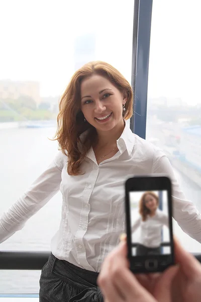 Photo on a mobile phone — Stock Photo, Image