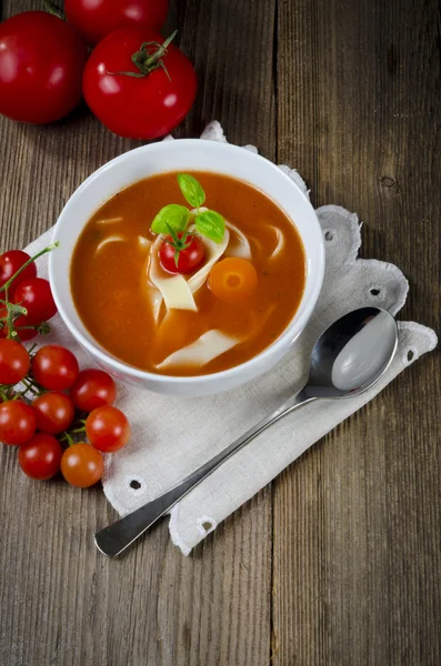 宽面番茄汤 — 图库照片