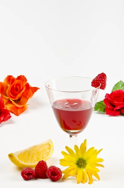 Raspberry lemon drink — Stock Photo, Image