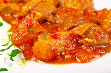 Patatesli gözleme ile Macar kebabı.