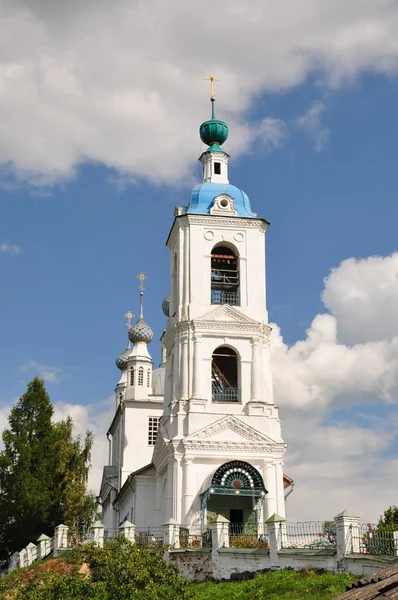Kirche der heiligen Jungfrau. — Stockfoto