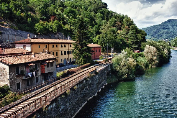 Railway in the hills of Italy — Zdjęcie stockowe
