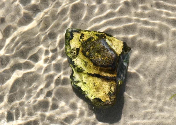 Океанские камни — стоковое фото