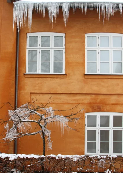 Kış evi — Stok fotoğraf
