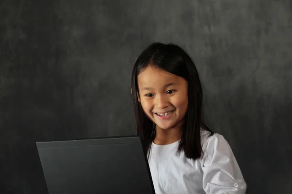 Počítač dítě — Stock fotografie