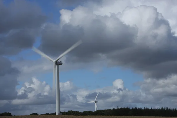 Moinhos de vento de eletricidade Imagens Royalty-Free