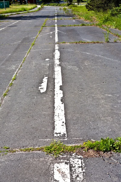Textura vieja del camino del asfalto — Foto de Stock