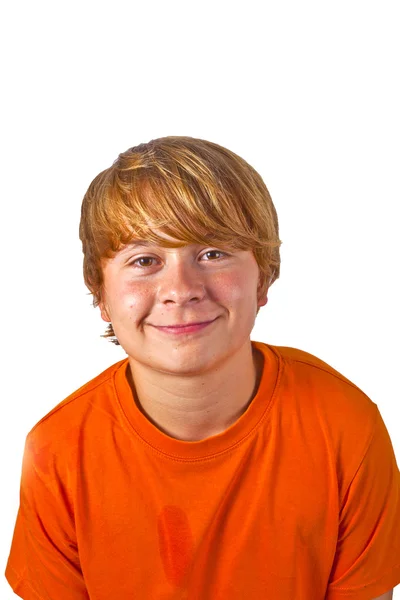 Portret de băiat drăguț cu cămașă portocalie — Fotografie, imagine de stoc
