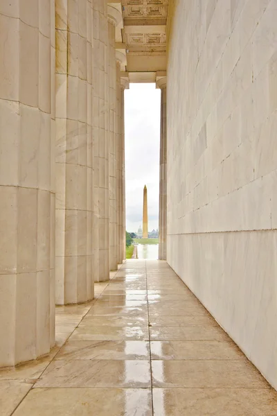 Staty av abraham lincoln vid lincoln memorial — Stockfoto