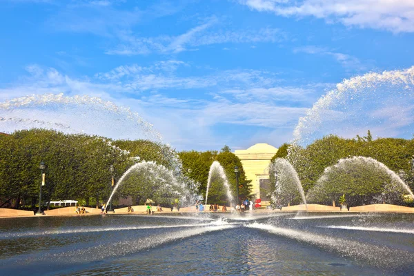 Krásný vodní fontány ve Washingtonu — Stock fotografie