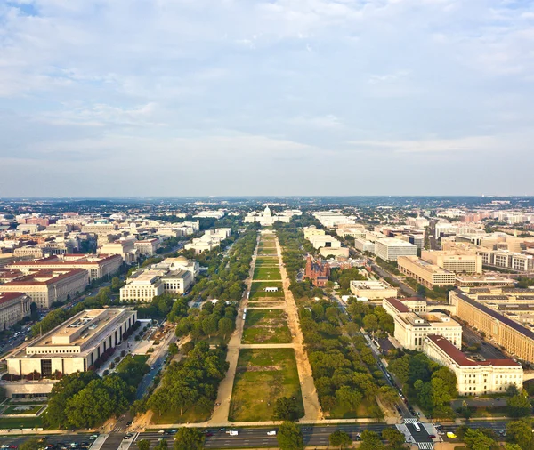 View to capitol hill over the mall — Stock Photo, Image