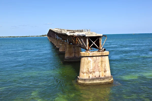 Alte bahnbrücke auf dem bahia honda key in den florida keys — Stockfoto