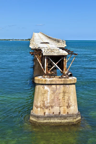 Старый железнодорожный мост на Bahia Honda Key в ключах Флориды — стоковое фото
