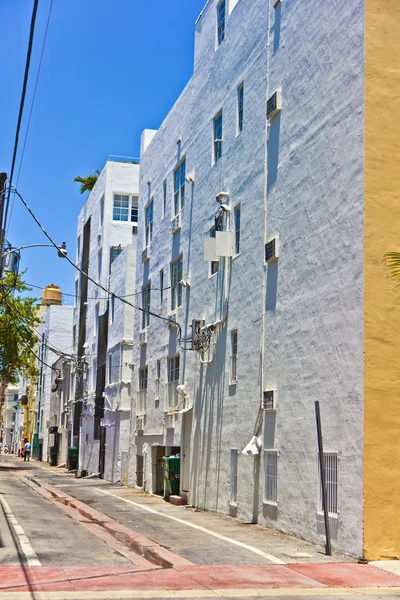 Vecchie case in mattoni dipinti nel sud di Miami in Art decon distric — Foto Stock