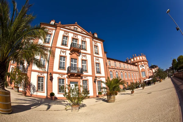 Famous Biebrich Palace in Wiesbaden — Stock Photo, Image