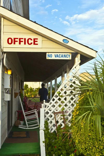 Motel nelle banche esterne, USA — Foto Stock