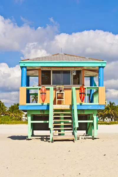 迈阿密南海滩救生塔 — 图库照片