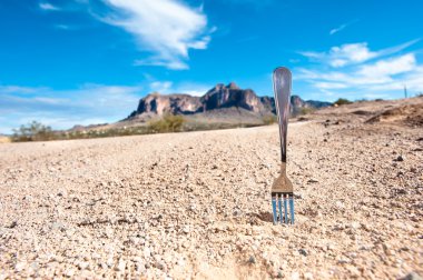 Fork in the road clipart