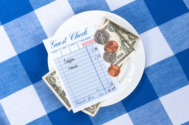 Dining check with change clipart