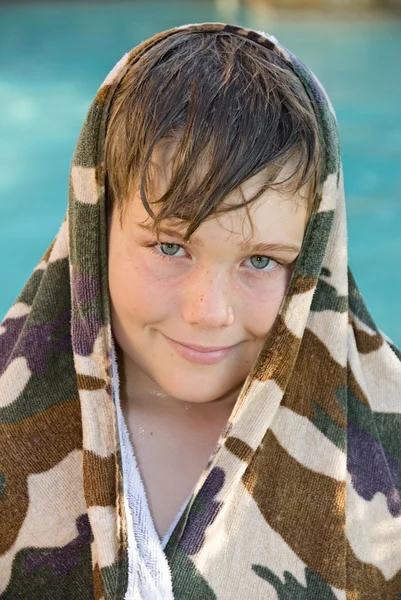 Boy and swimming pool — Stock Photo, Image