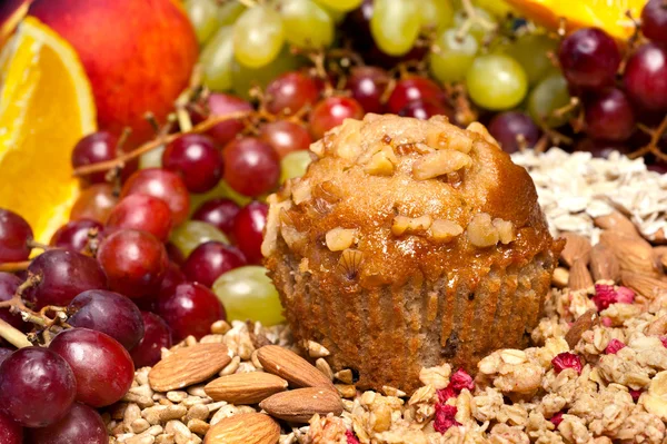 Muffin und Obst Frühstück Einstellung — Stockfoto