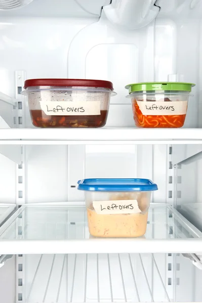 Essensreste im Kühlschrank — Stockfoto