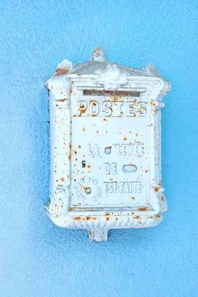 Antique blue mailbox — Stock Photo, Image