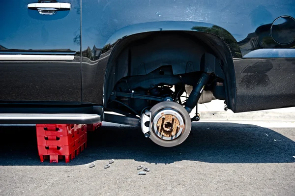 Neumáticos robados — Foto de Stock