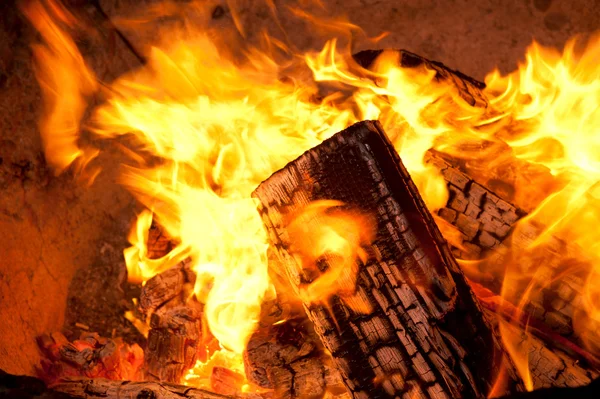 Verbranden van hout — Stockfoto