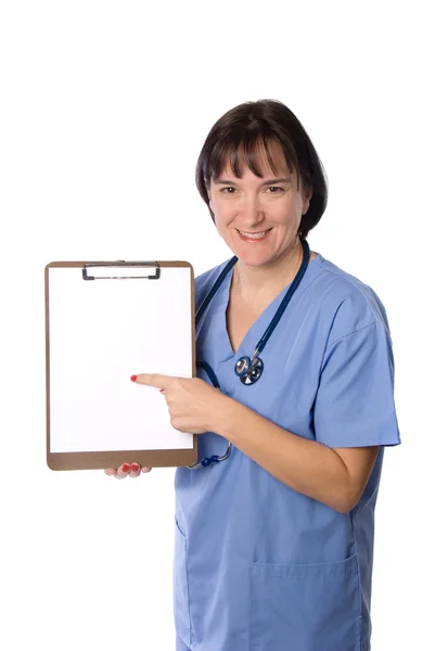 Vrouwelijke arts met Klembord — Stockfoto