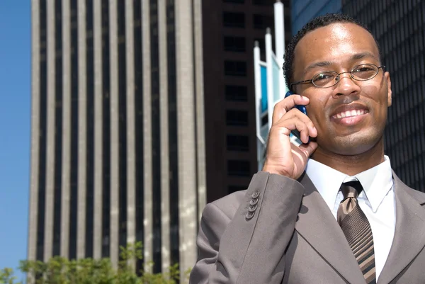 Business man on cell phone — Zdjęcie stockowe
