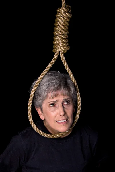 Mulher idosa suicídio — Fotografia de Stock