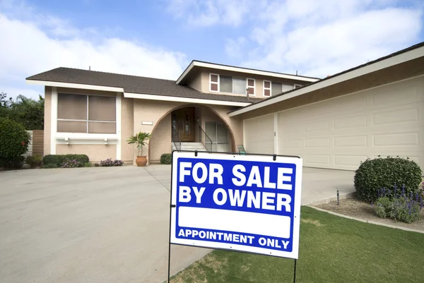Home zu verkaufen — Stockfoto