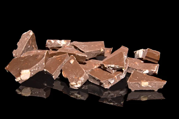 Trozos de chocolate con almendras — Foto de Stock