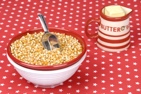 Popcorn und Butter — Stockfoto