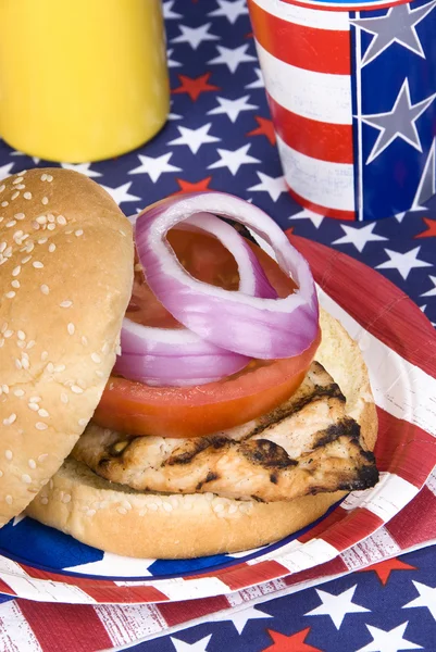 Chicken burger on Fourth of July — Stock Photo, Image