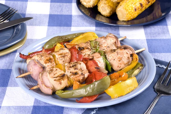 Barbecued chicken kebab — Stock Photo, Image