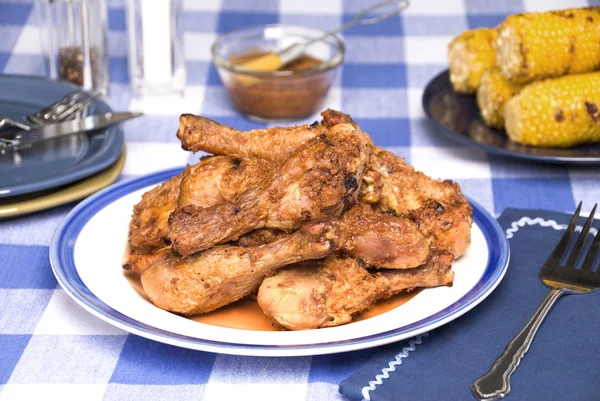 Barbecued chicken legs — Stock Photo, Image