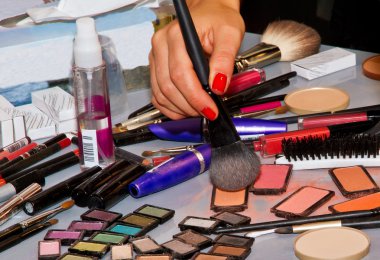 kalıcı makyaj almak