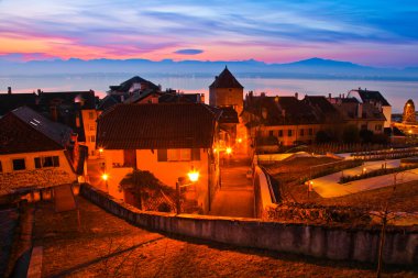 Nyon, İsviçre de gündoğumu