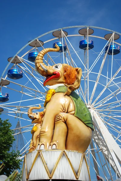 Amusement park — Stock Photo, Image