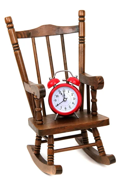 Eski ahşap sallanan sandalye ve beyaz üzerine kırmızı alarm zil — Stok fotoğraf