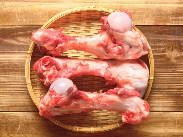 Свиные кости — стоковое фото