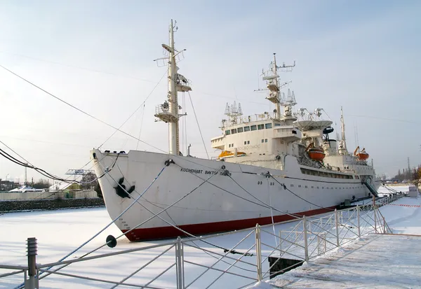 Kaliningrad. The scientific ship "Cosmonaut Victor Patsaev" — Stock Photo, Image