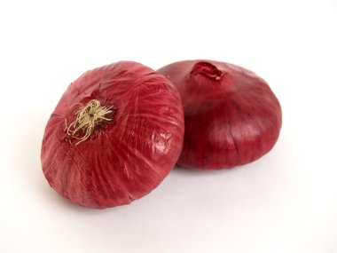 Red onions of a grade 