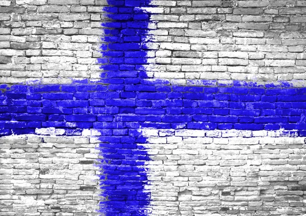 Флаг Финляндии, раскрашенный на стене — стоковое фото