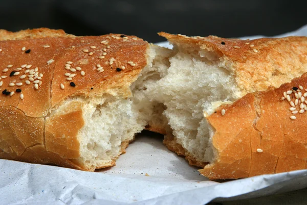 Świeży chleb piec — Zdjęcie stockowe