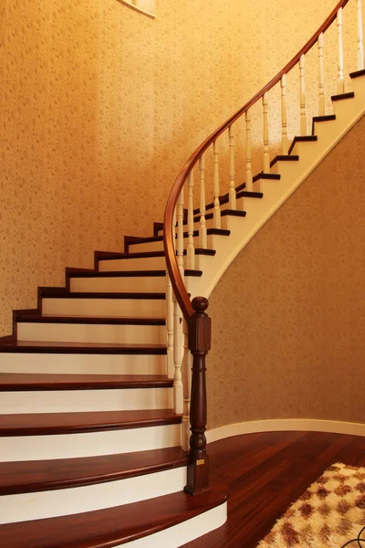 Ahşap merdivenler — Stok fotoğraf